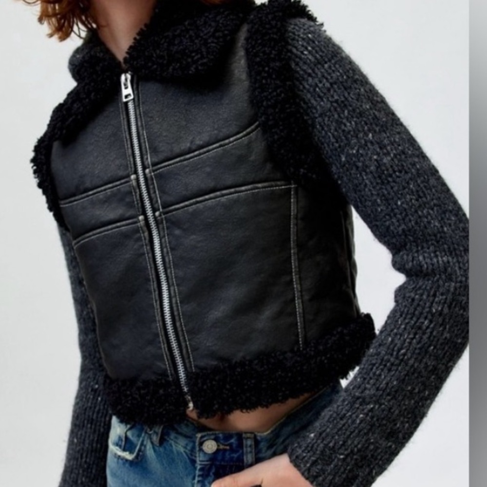 🟠NWT BDG Donald Faux Leather Moto Vest in Black SMALL